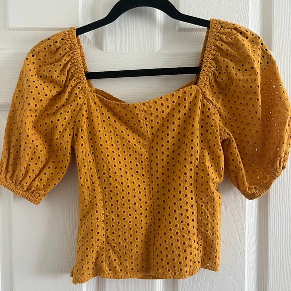 Sweetheart Neckline Top - Picture 2 of 3